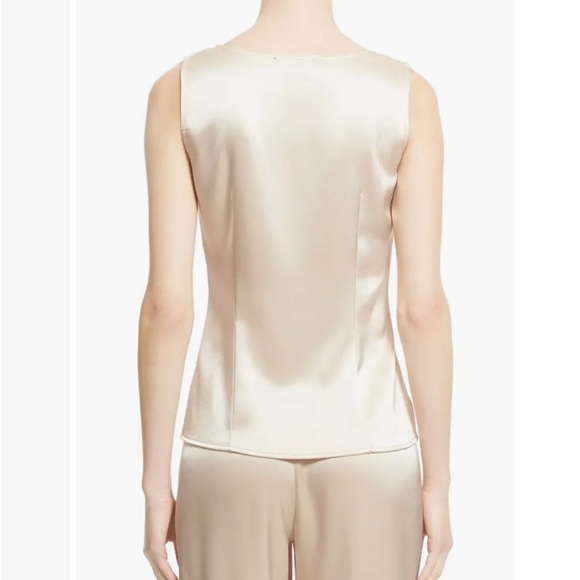 ST. JOHN Liquid Satin Shell, Champagne, The Foundation Collection, Large - Picture 5 of 14